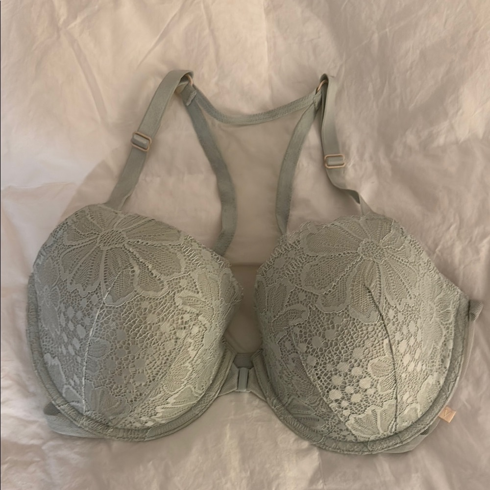 Victoria's Secret Green Lace Underwire Bra